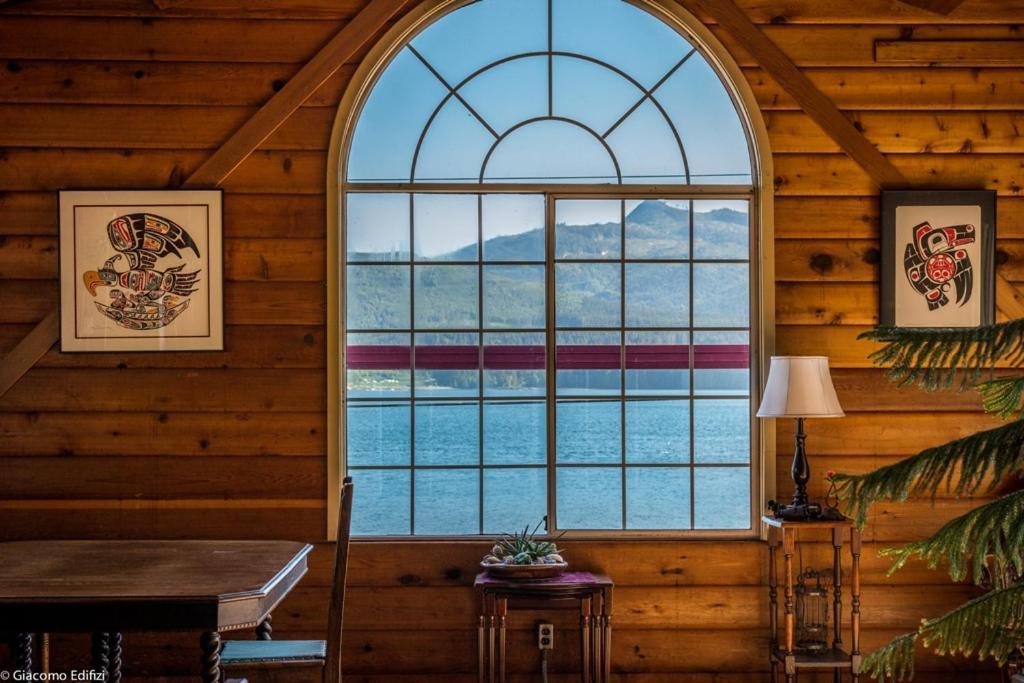 Alert Bay Lodge Exterior foto