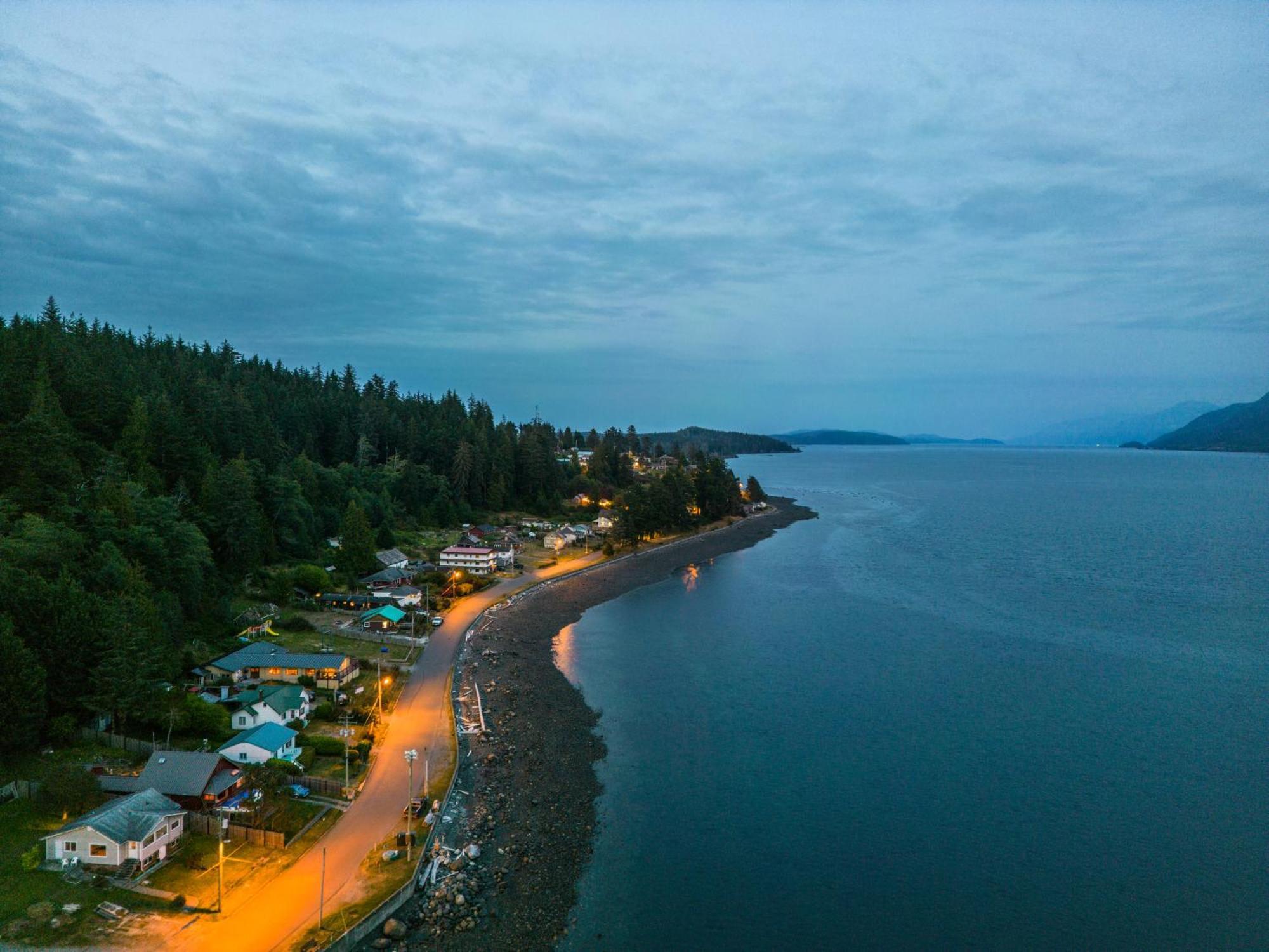 Alert Bay Lodge Exterior foto