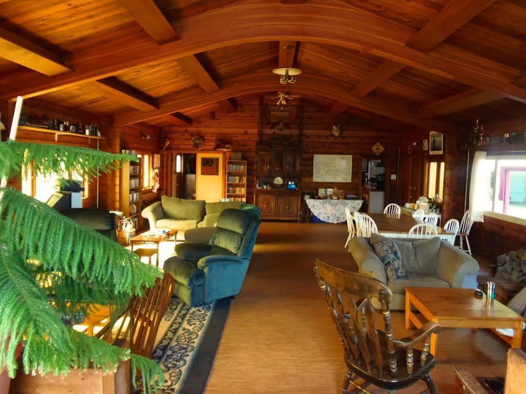 Alert Bay Lodge Exterior foto